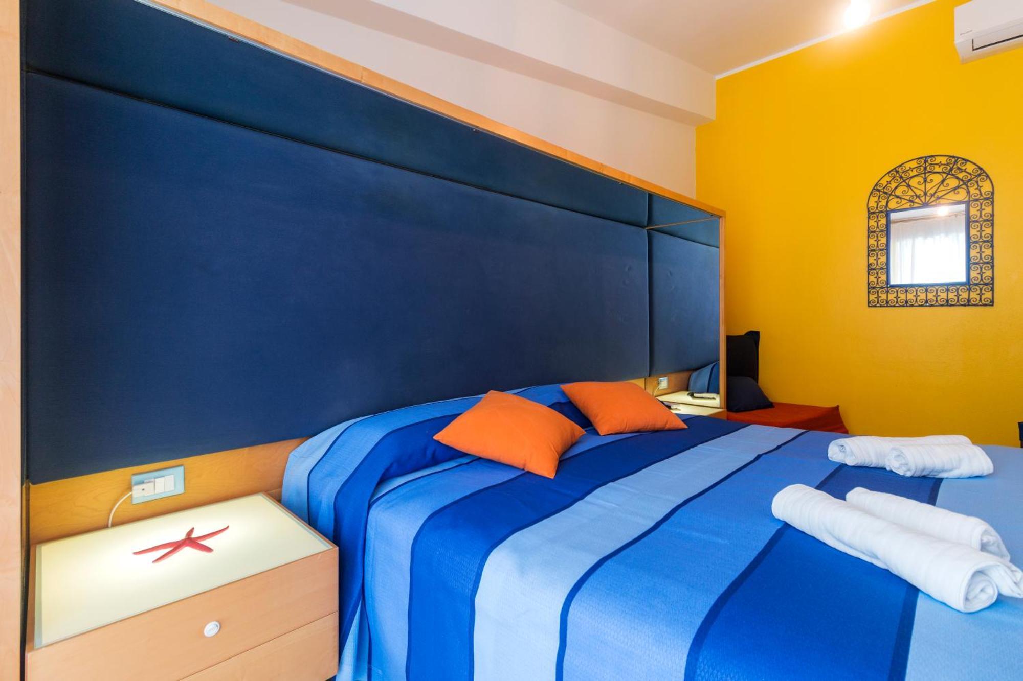 La Favorita Hotel Cala Gonone Luaran gambar
